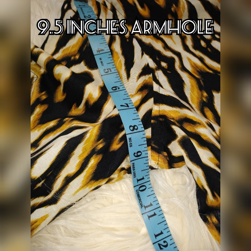 Jones New York abstract pattern blouse size "XL". - Picture 7 of 8
